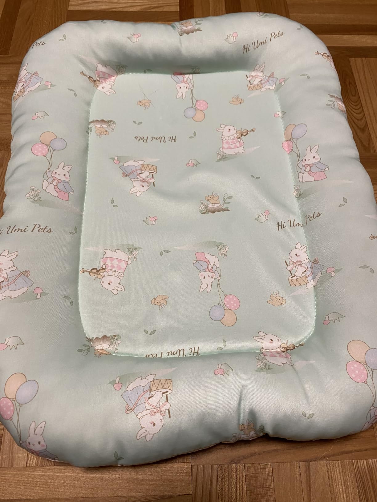 購入者が撮影したうさぎ用ひんやりマット