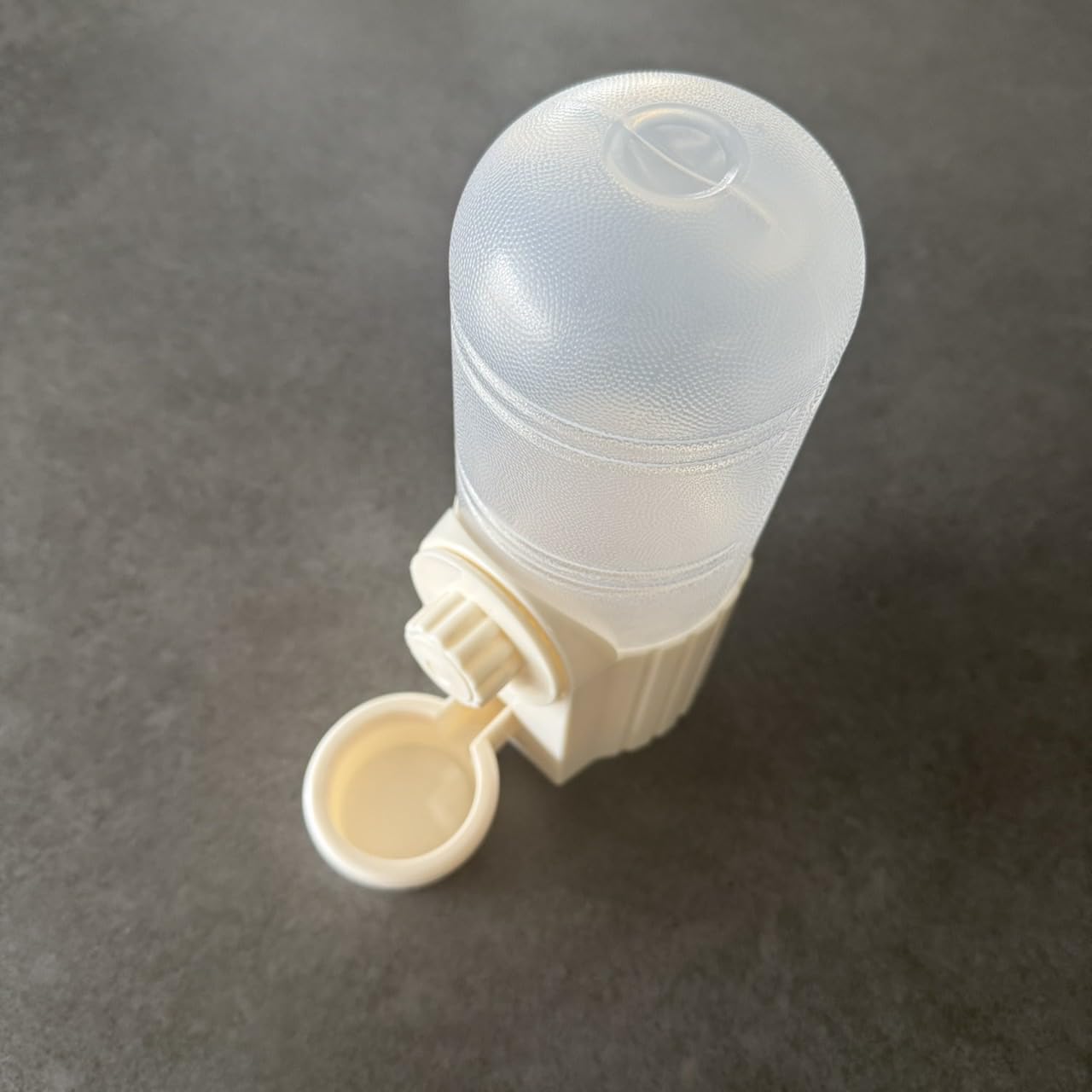 購入者が撮影した700ml給水器
